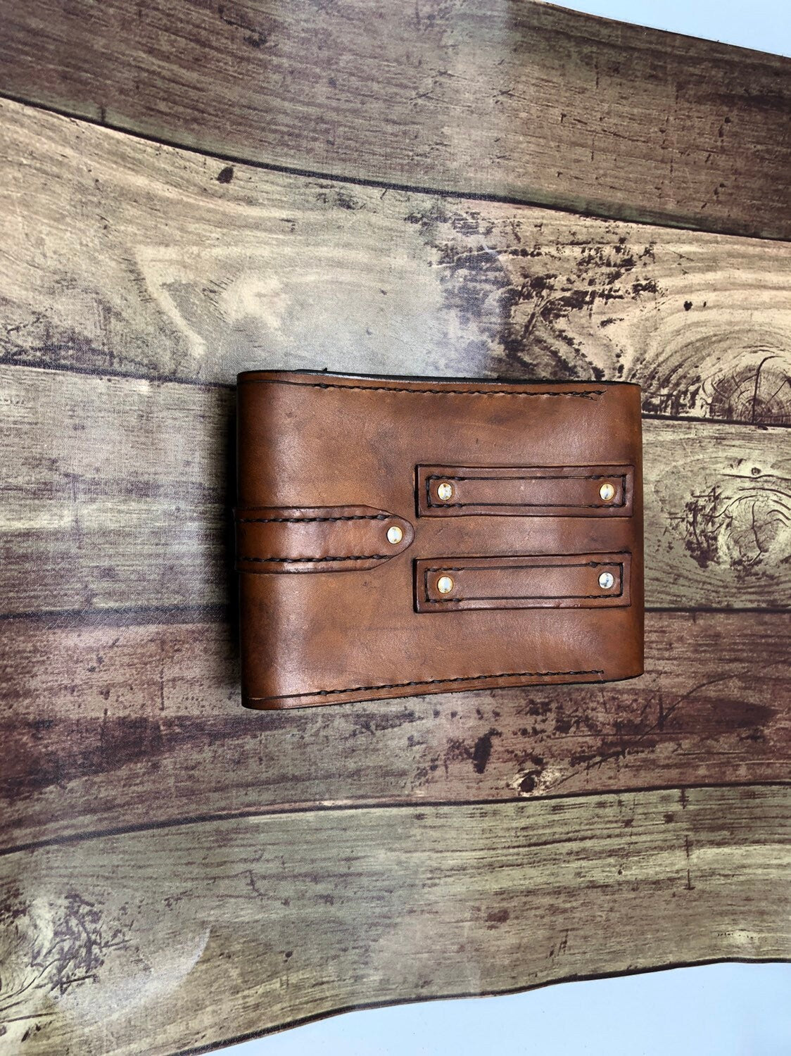 Custom leather belt pouch