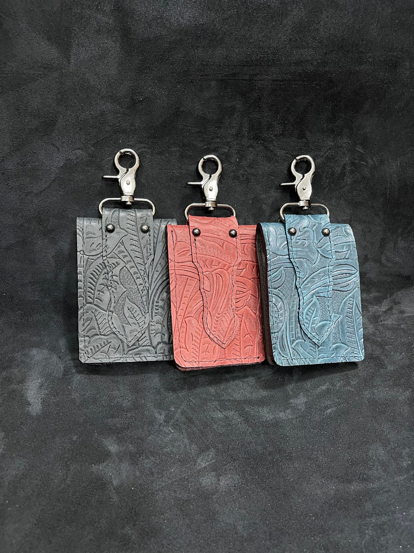 Leather billfold keychain wallet